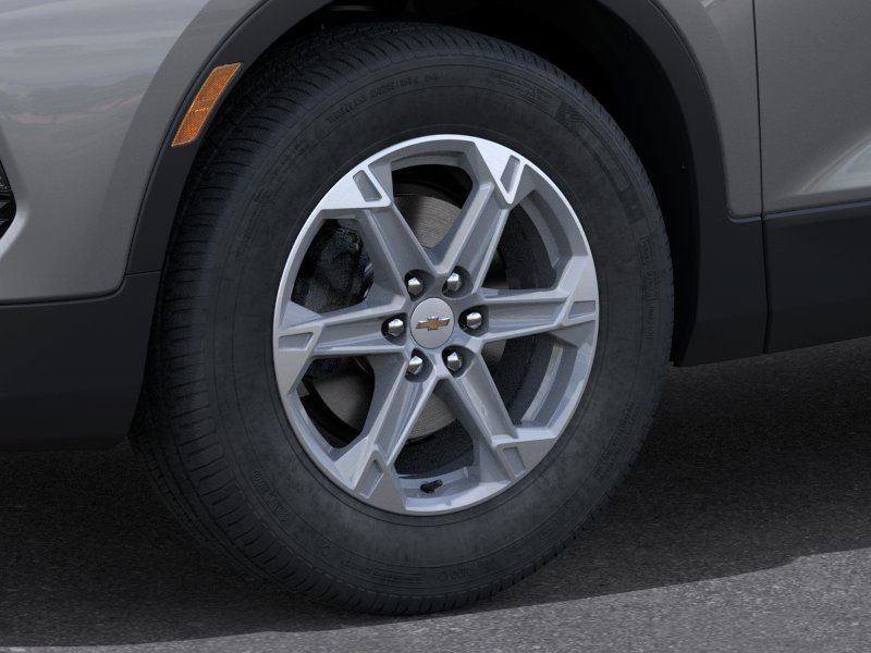 New 2025 Chevrolet Blazer LT image 9