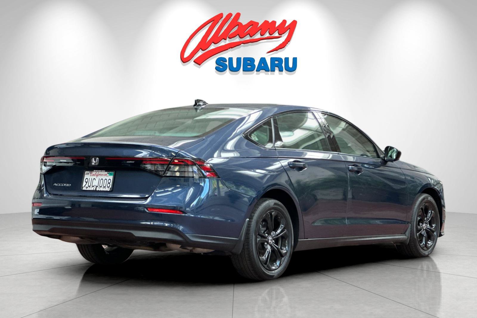 Used 2025 Honda Accord SE image 4