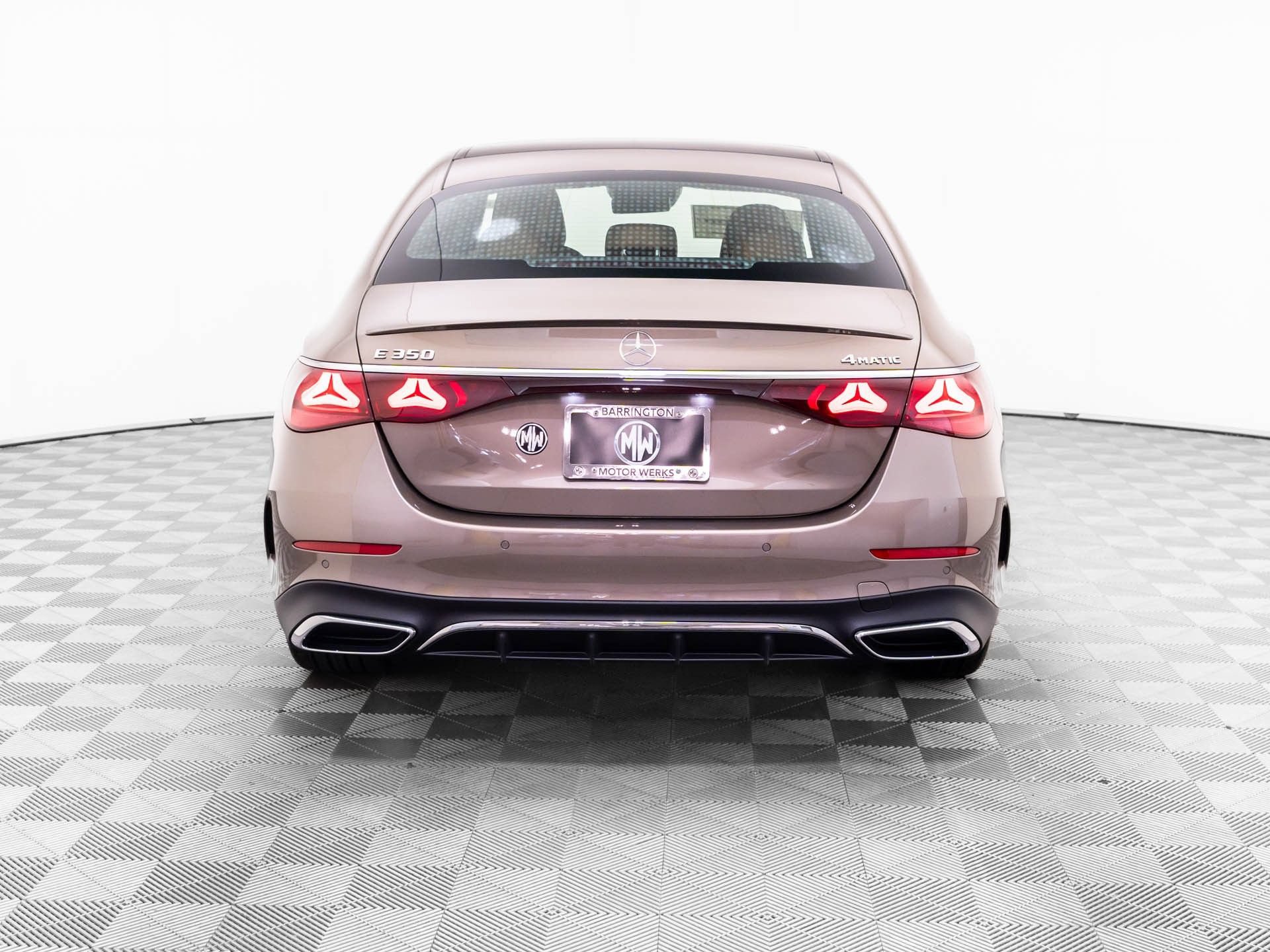 New 2026 Mercedes-Benz E 350 4MATIC Sedan image 4
