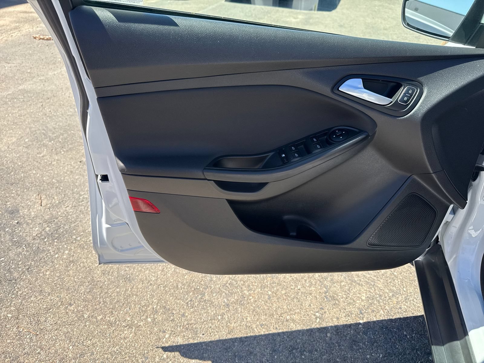 Used 2018 Ford Focus SE FWD image 10