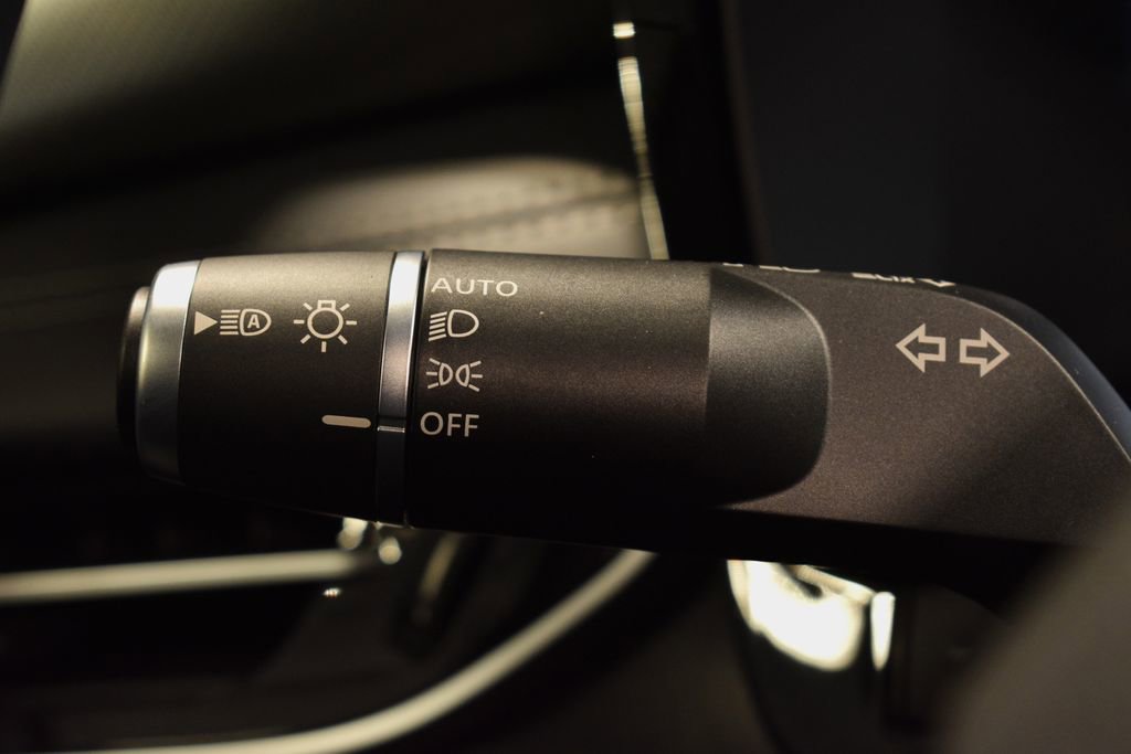 New 2026 INFINITI QX60 Luxe w/ Family Package image 17