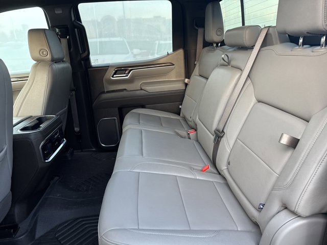 Used 2025 Chevrolet Silverado 1500 LTZ image 6