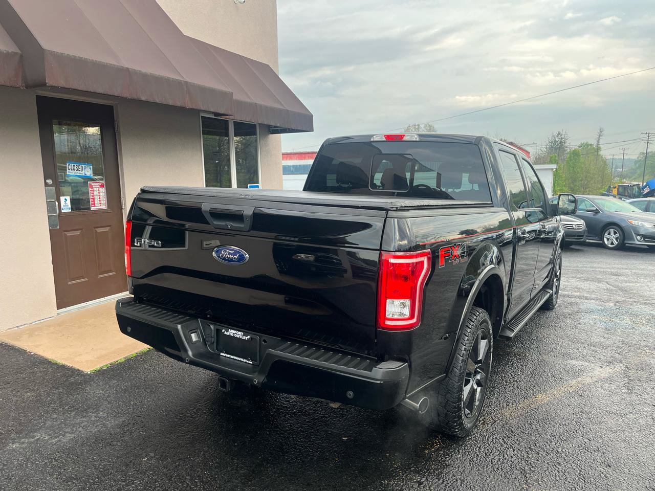 Used 2016 Ford F150 XLT w/ Equipment Group 302A Luxury AWD/4WD image 6