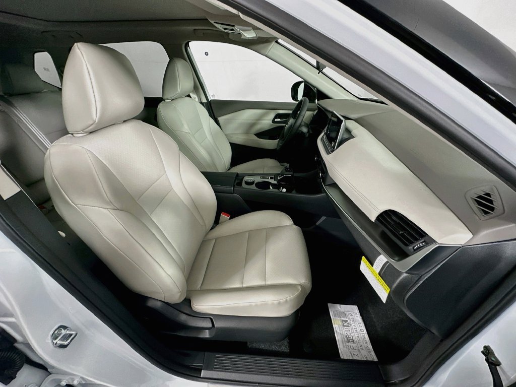 New 2027 Nissan Rogue Dark Armor AWD/4WD image 36