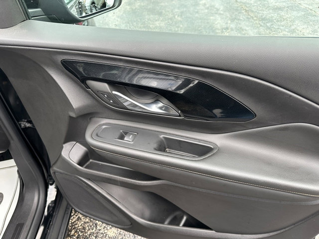 Used 2024 GMC Terrain AT4 w/ Tech Package image 27