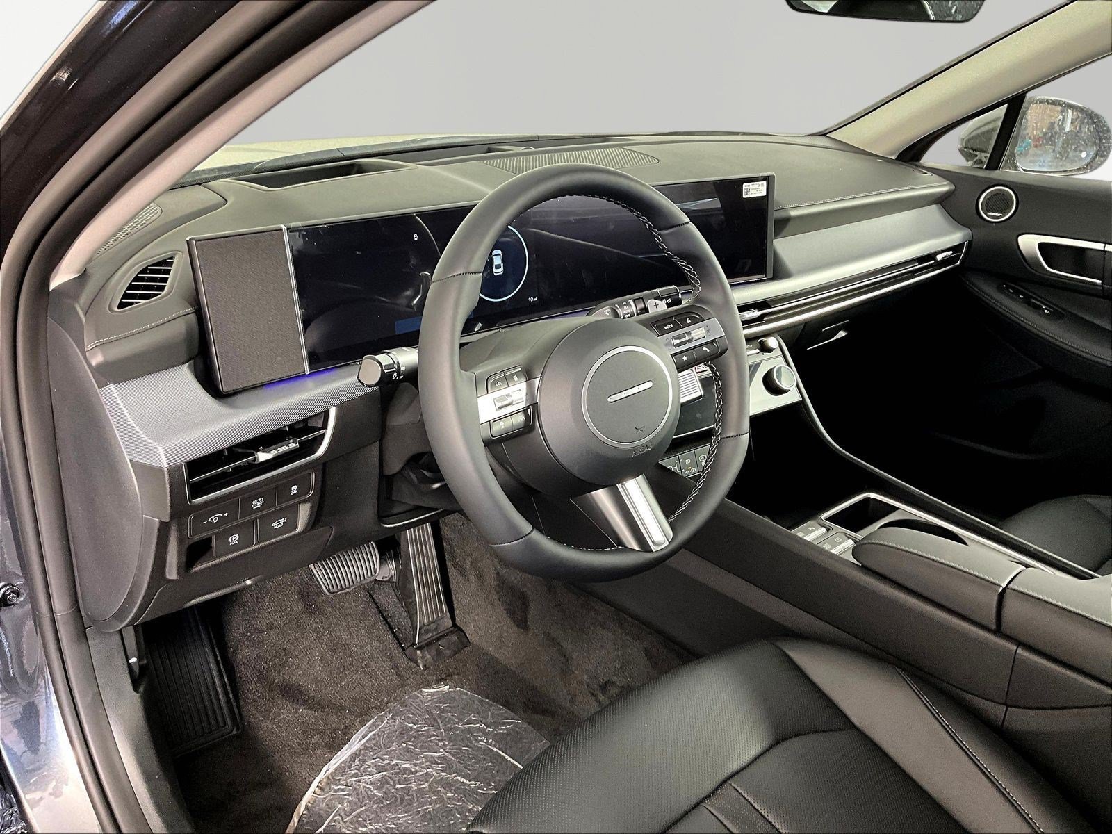 New 2026 Hyundai Sonata Limited FWD image 15
