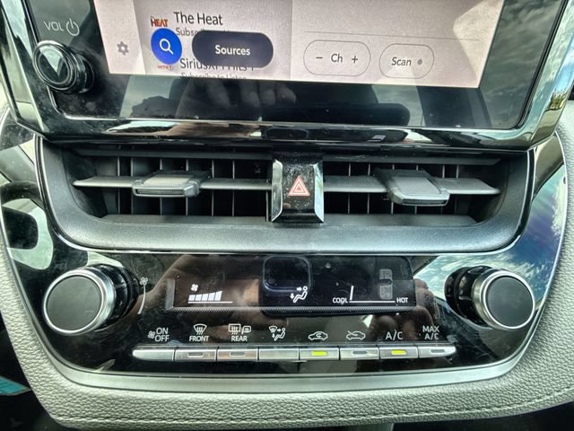 Used 2023 Toyota Corolla Cross L FWD image 18