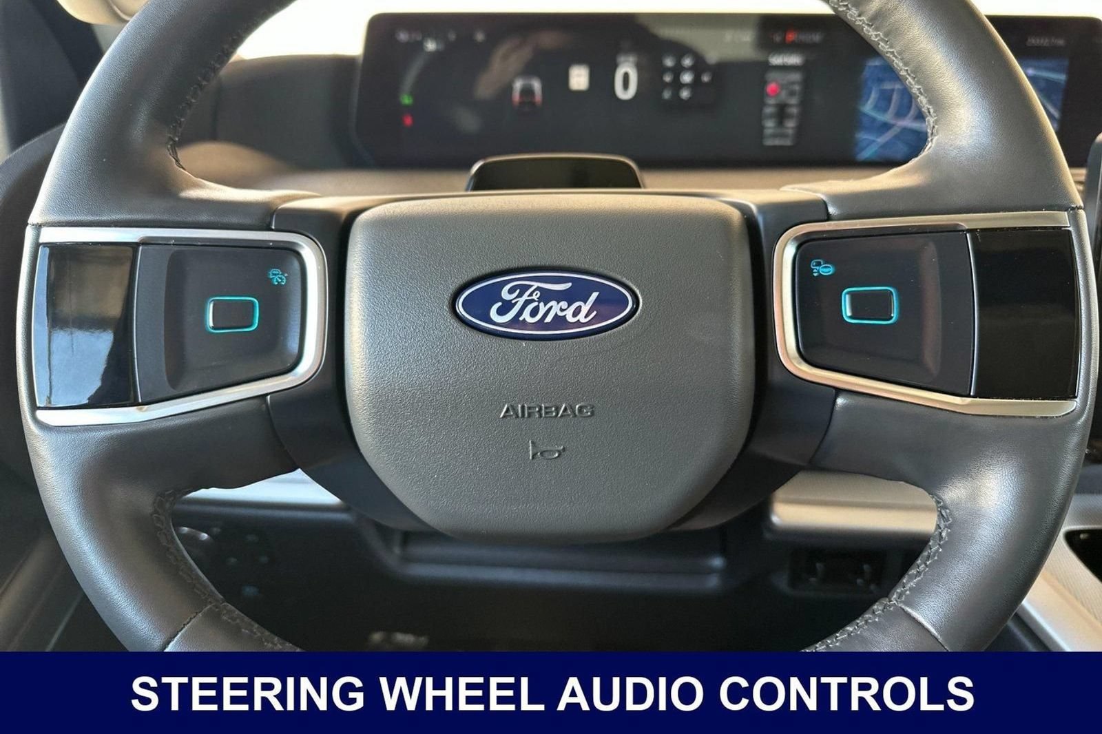 Used 2025 Ford Expedition Active AWD/4WD image 30
