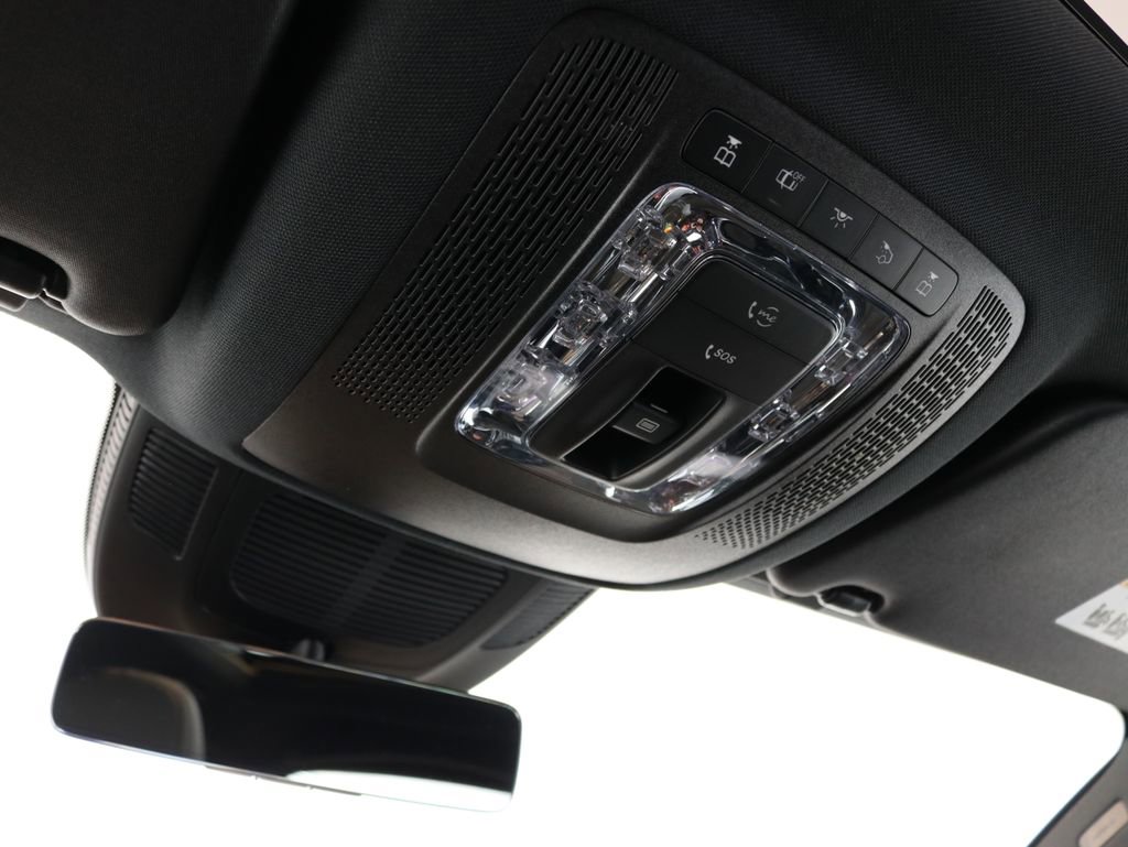 Used 2025 Mercedes-Benz GLS 450 4MATIC image 56