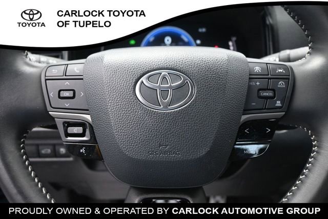 Used 2025 Toyota Camry SE FWD image 20