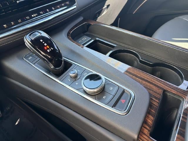 Used 2023 Cadillac Escalade Luxury RWD image 33