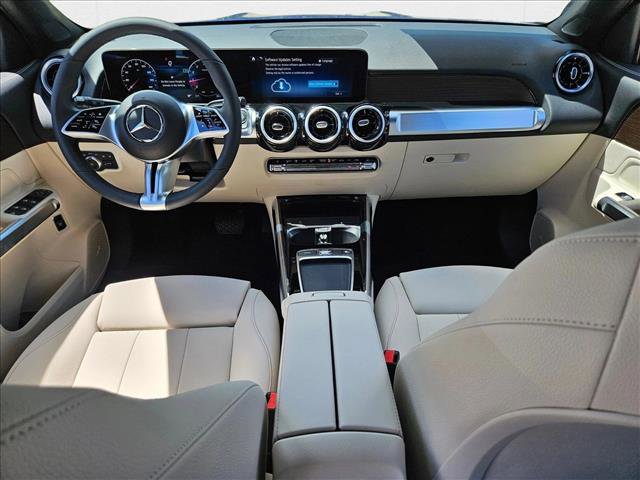 New 2026 Mercedes-Benz GLB 250 image 14