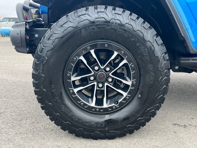 Used 2024 Jeep Wrangler Unlimited Rubicon AWD/4WD image 26