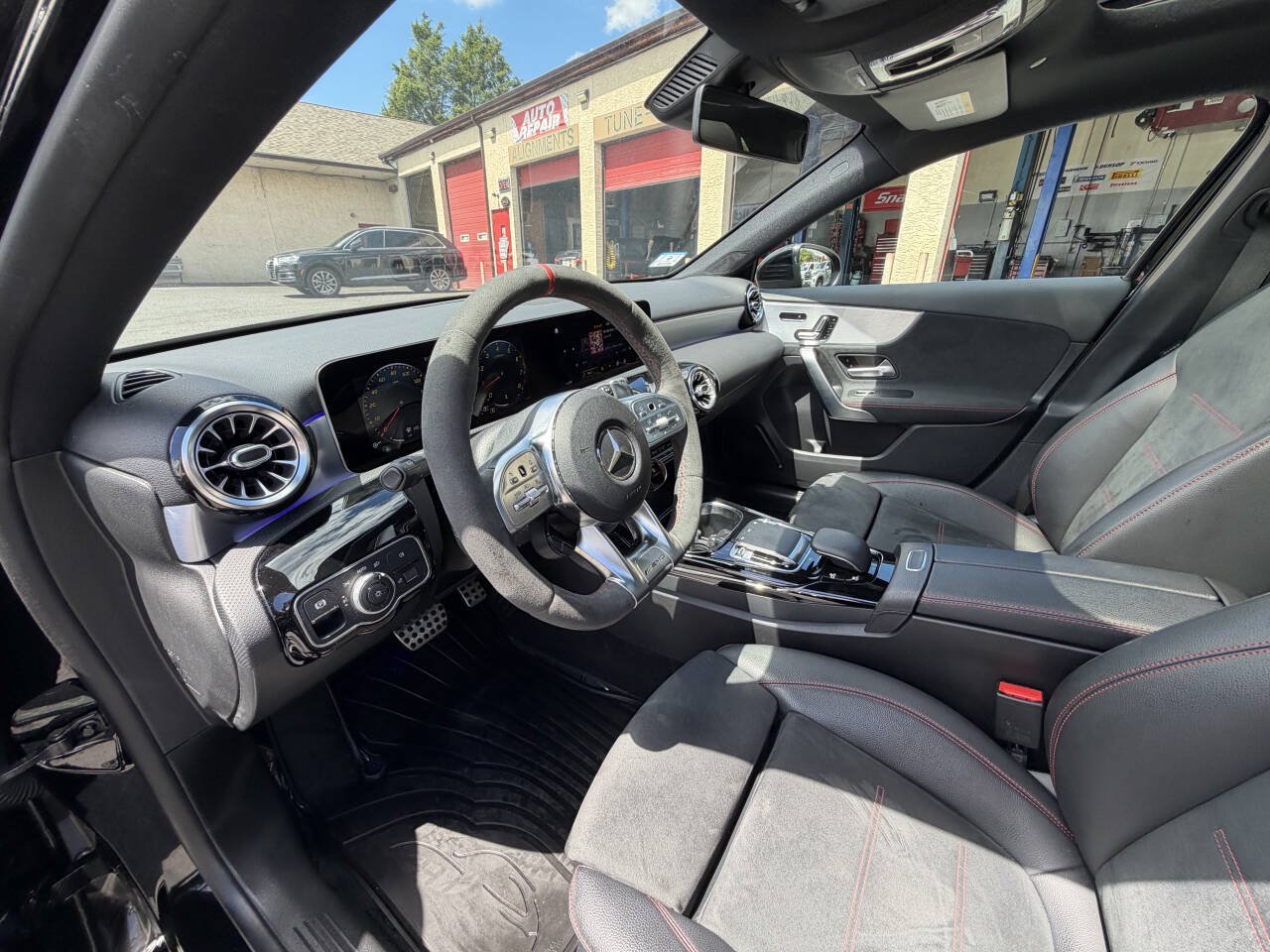 Used 2020 Mercedes-Benz A 35 AMG 4MATIC image 35