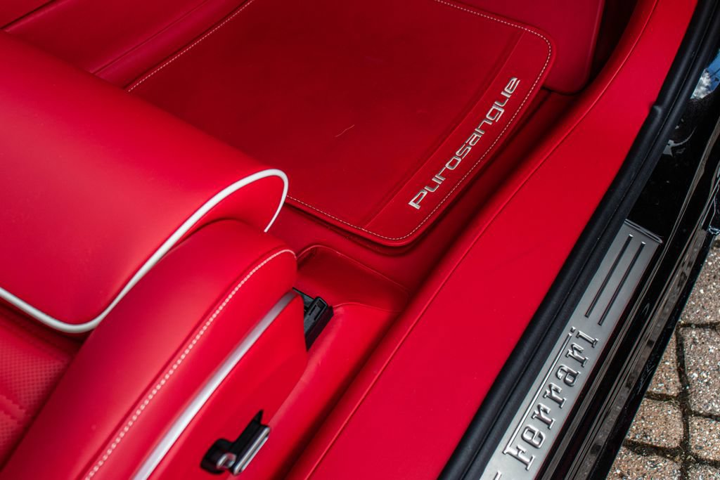 Certified 2024 Ferrari Purosangue AWD/4WD image 52