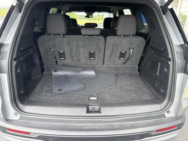Used 2025 GMC Acadia Elevation FWD image 31