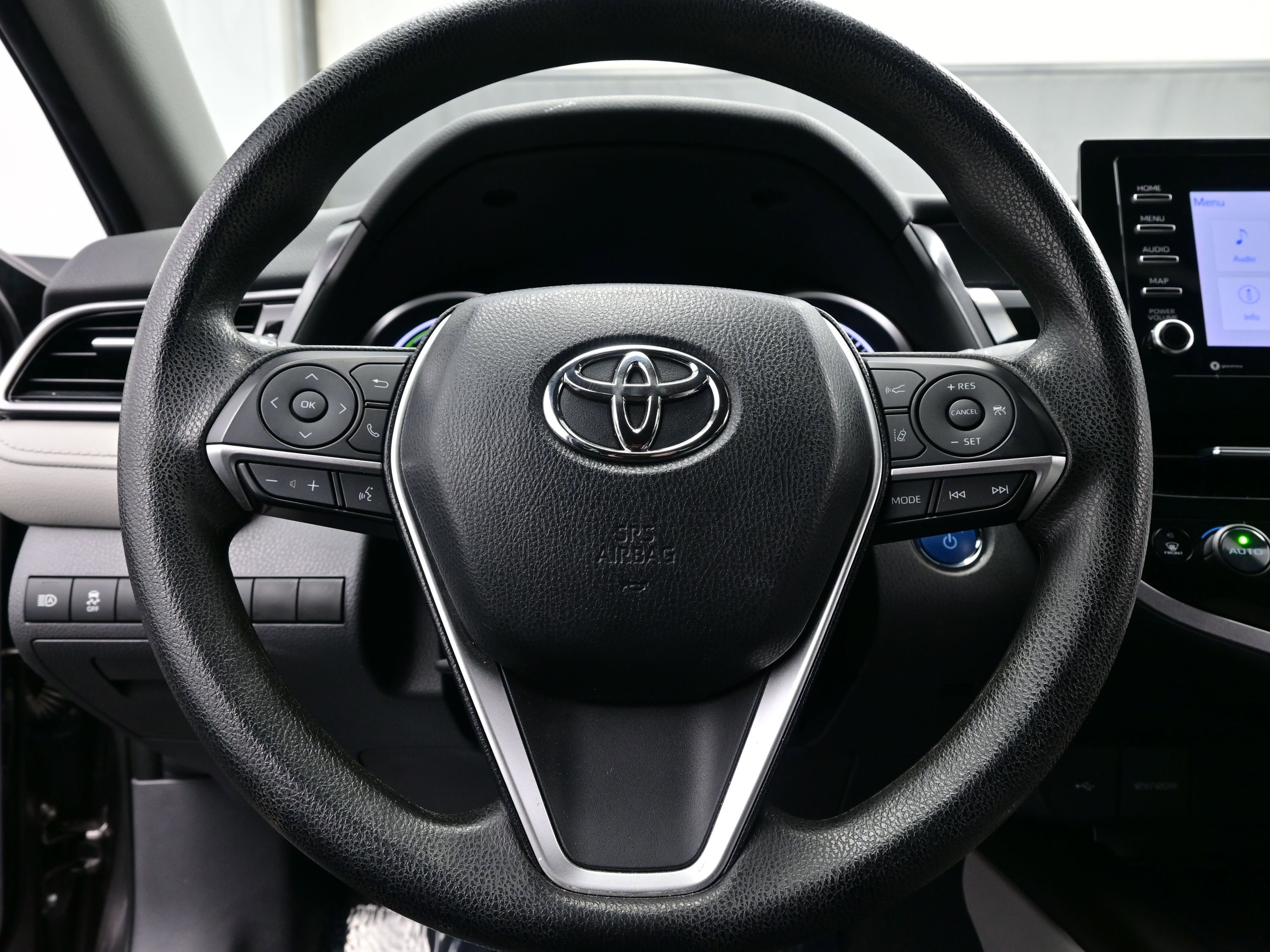 Used 2023 Toyota Camry LE image 23