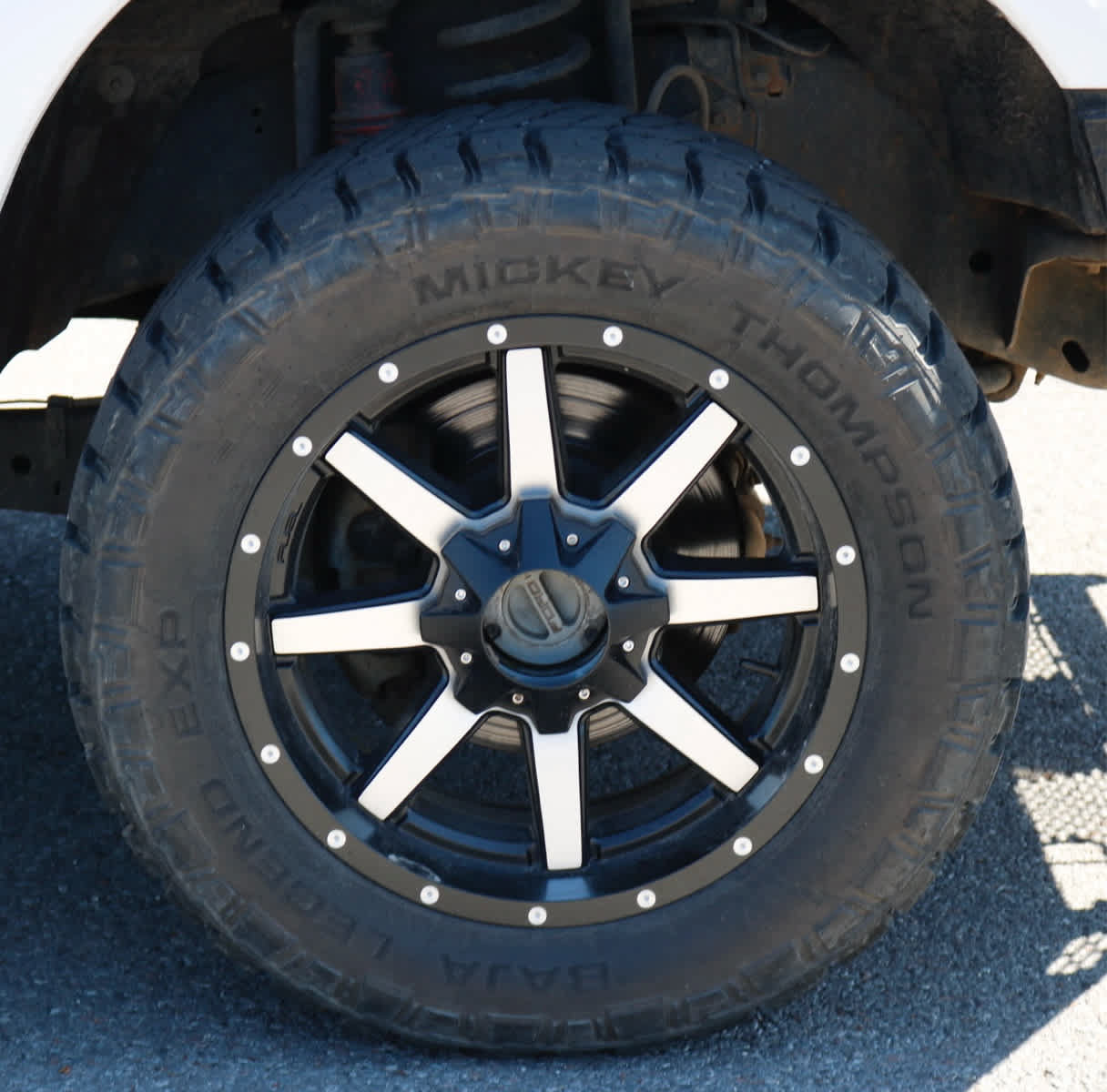 Used 2015 Ford F350 Lariat w/ FX4 4x4 Off Road Package image 11