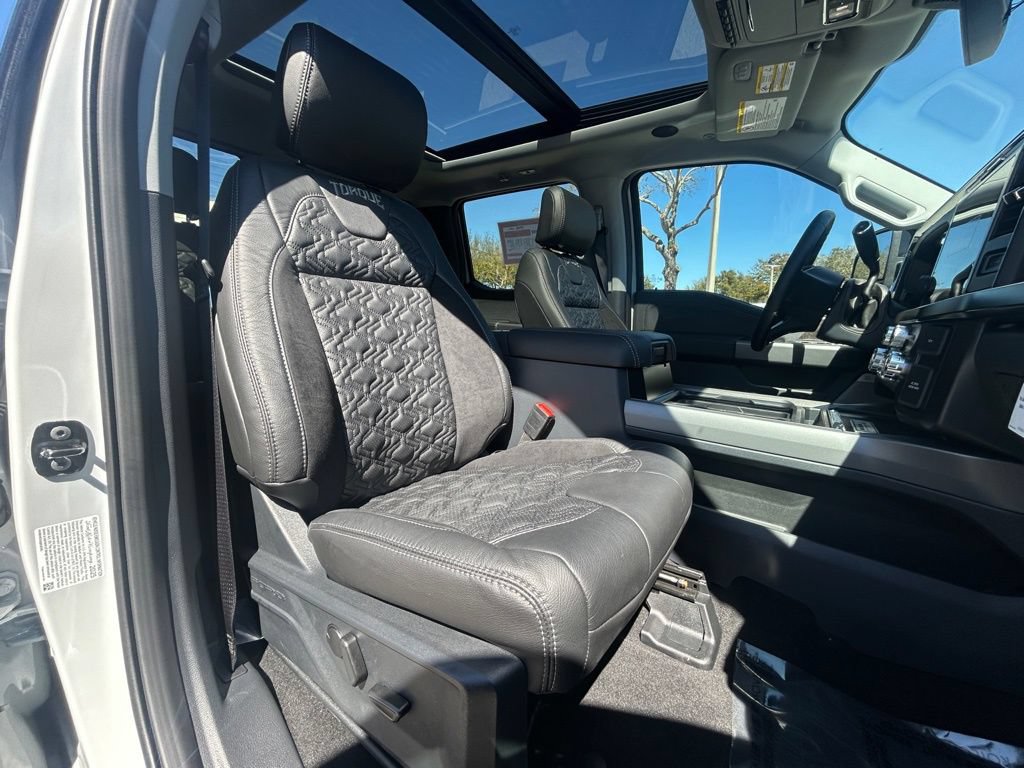 New 2026 Ford F250 Lariat w/ Black Appearance Package AWD/4WD image 33