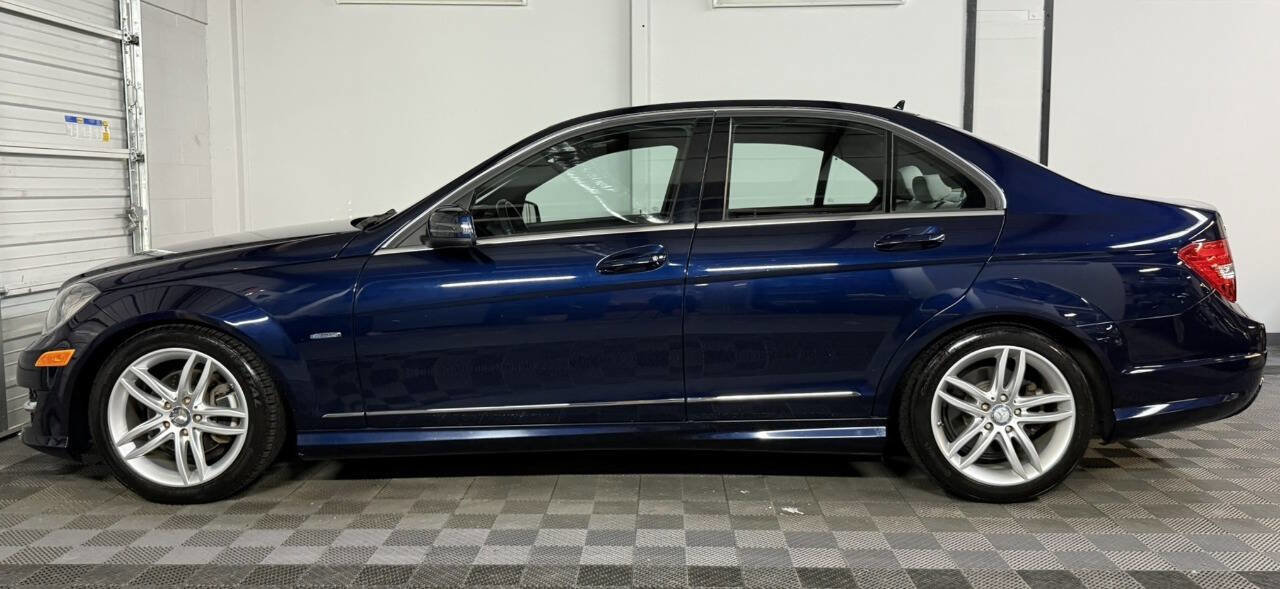 Used 2012 Mercedes-Benz C 250 Sedan image 4