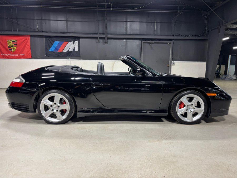 Used 2004 Porsche 911 Carrera 4S AWD/4WD image 1