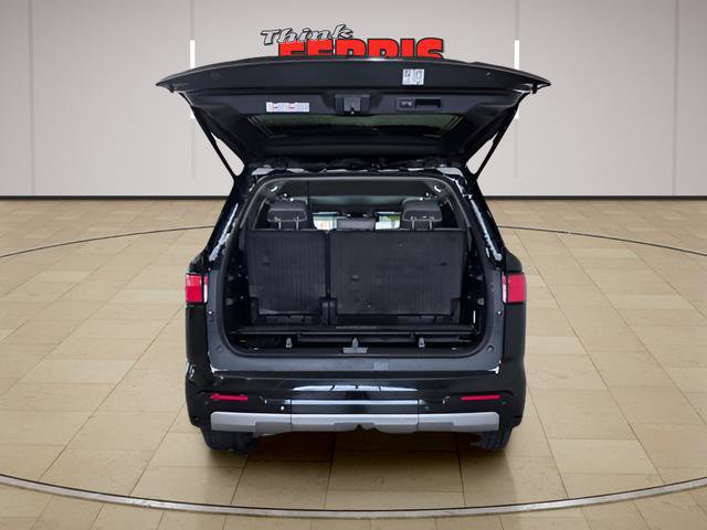 Used 2023 Toyota Sequoia Limited AWD/4WD image 5