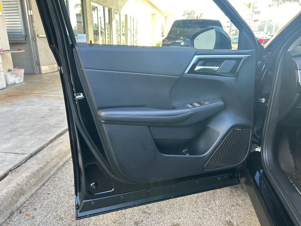 New 2026 Mitsubishi Outlander SE image 36