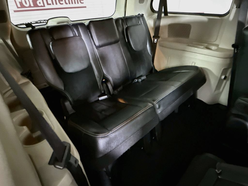 Used 2018 Dodge Grand Caravan SXT FWD image 29