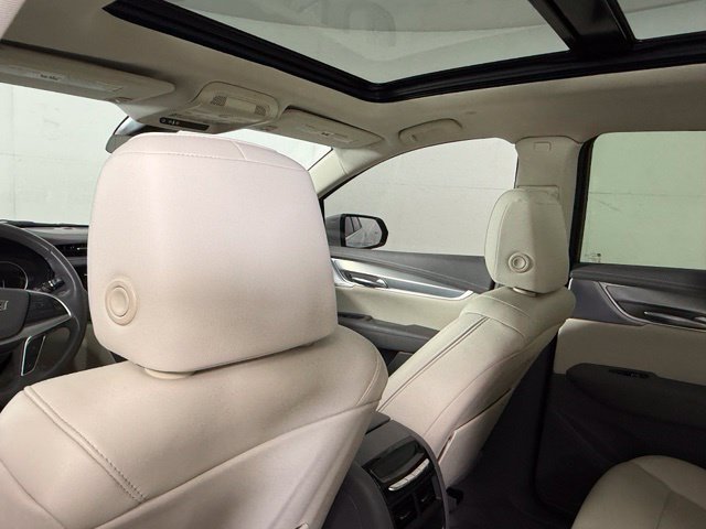 Certified 2024 Cadillac XT5 Premium Luxury FWD image 25