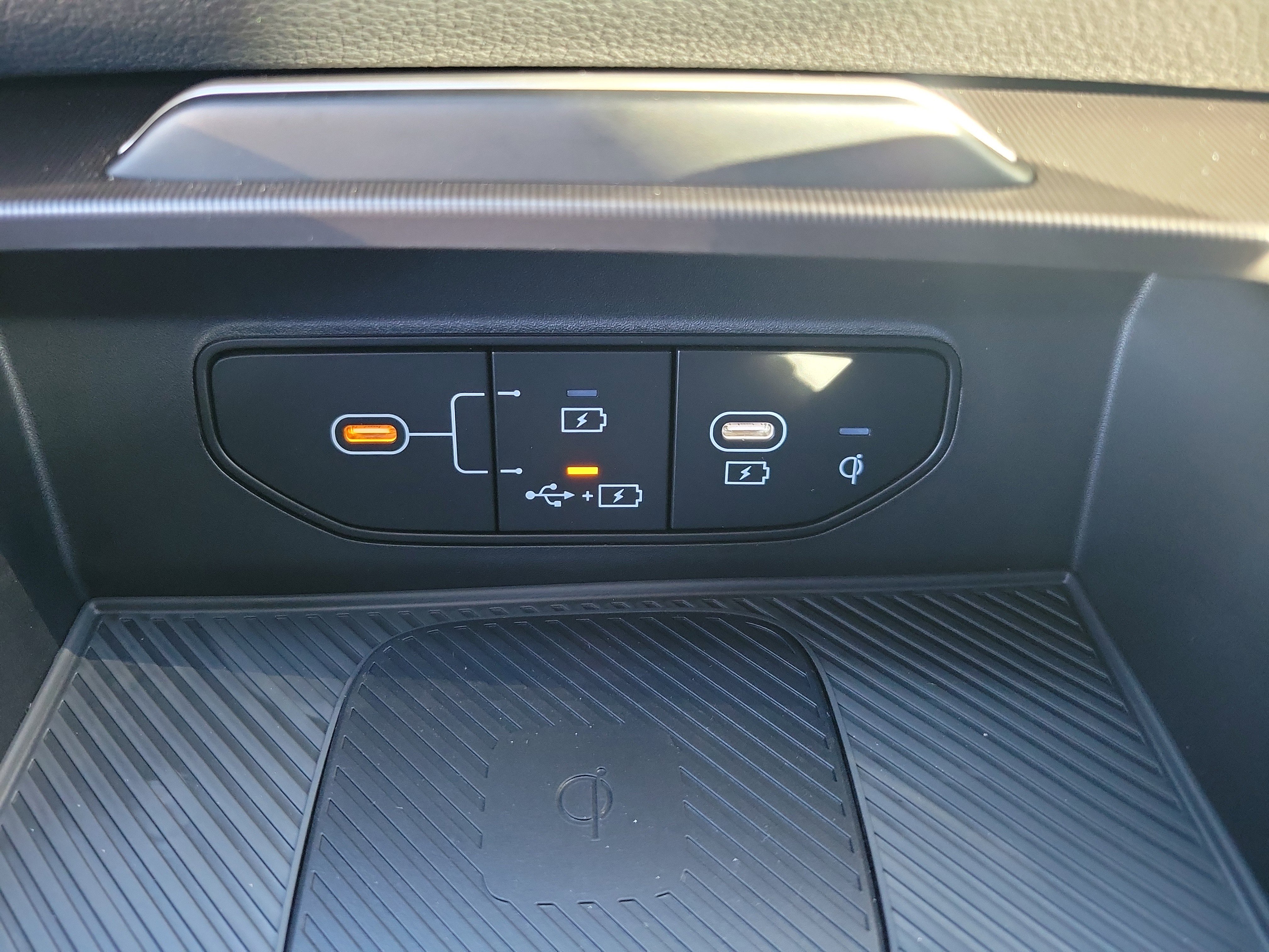 New 2026 Kia Sportage EX image 32
