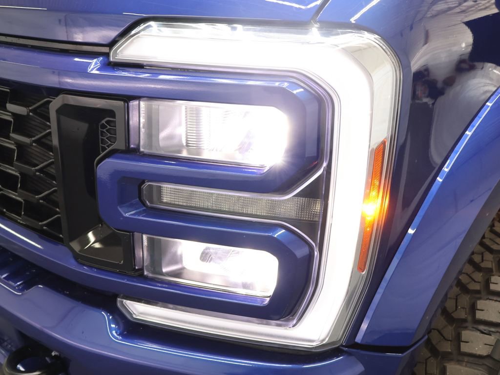 Used 2026 Ford F450 Lariat AWD/4WD image 28