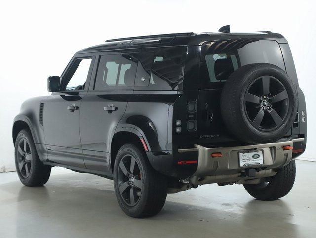 Used 2021 Land Rover Defender 110 X image 5