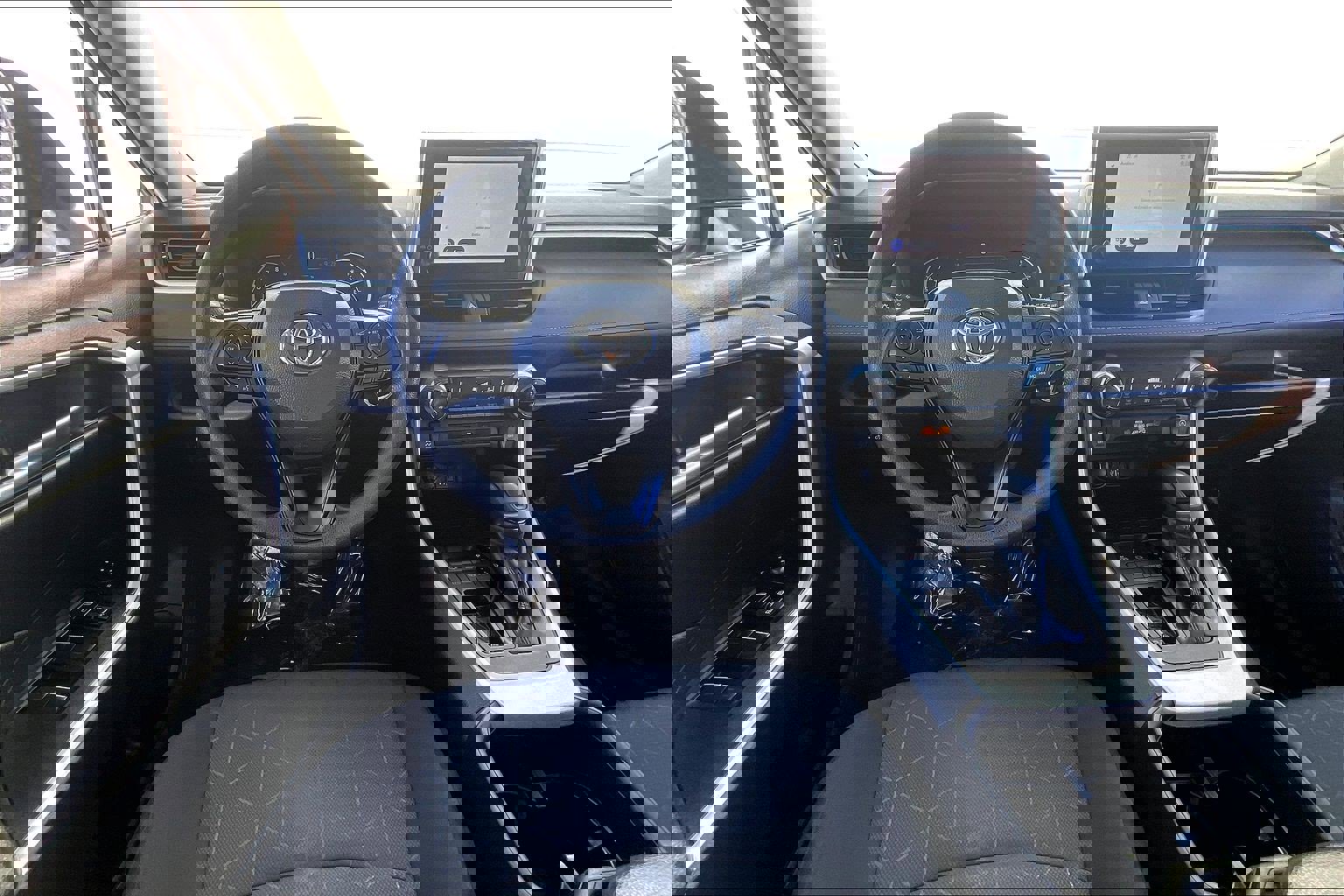 Used 2024 Toyota RAV4 XLE image 6