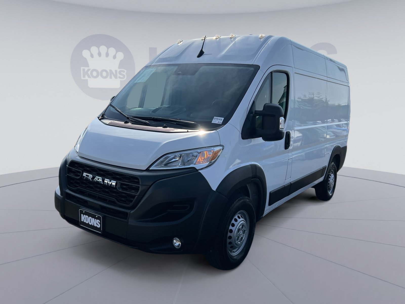 Used 2024 RAM ProMaster 2500 w/ Convenience Group FWD image 5