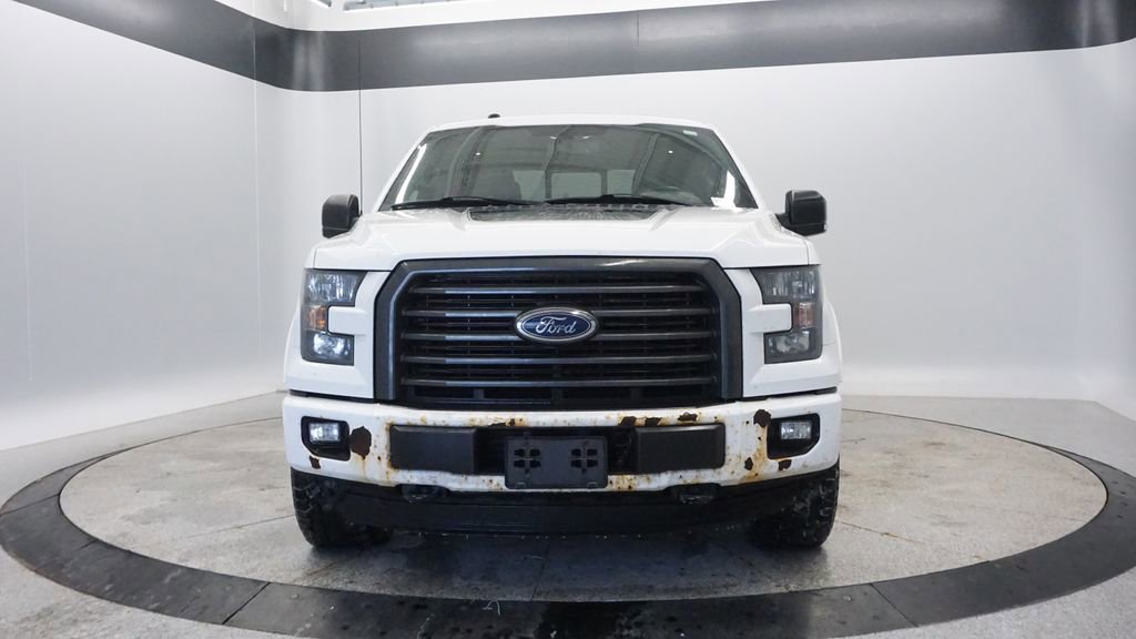 Used 2016 Ford F150 XLT w/ Equipment Group 302A Luxury image 10