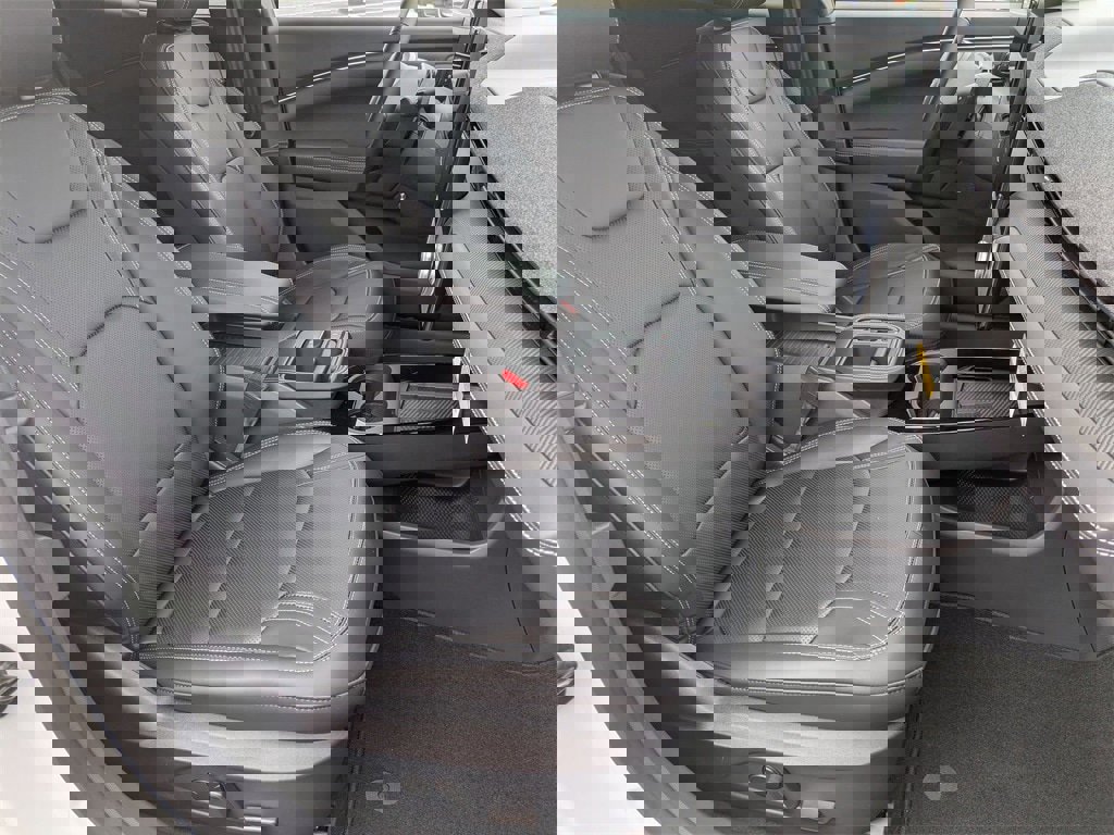 New 2025 Ford Mustang Mach-E Premium image 20