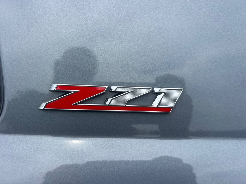 Used 2015 Chevrolet Suburban LT AWD/4WD image 29