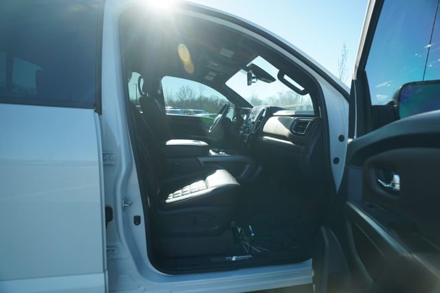 Used 2021 Nissan Titan Platinum Reserve w/ Off Road Protection Package image 17
