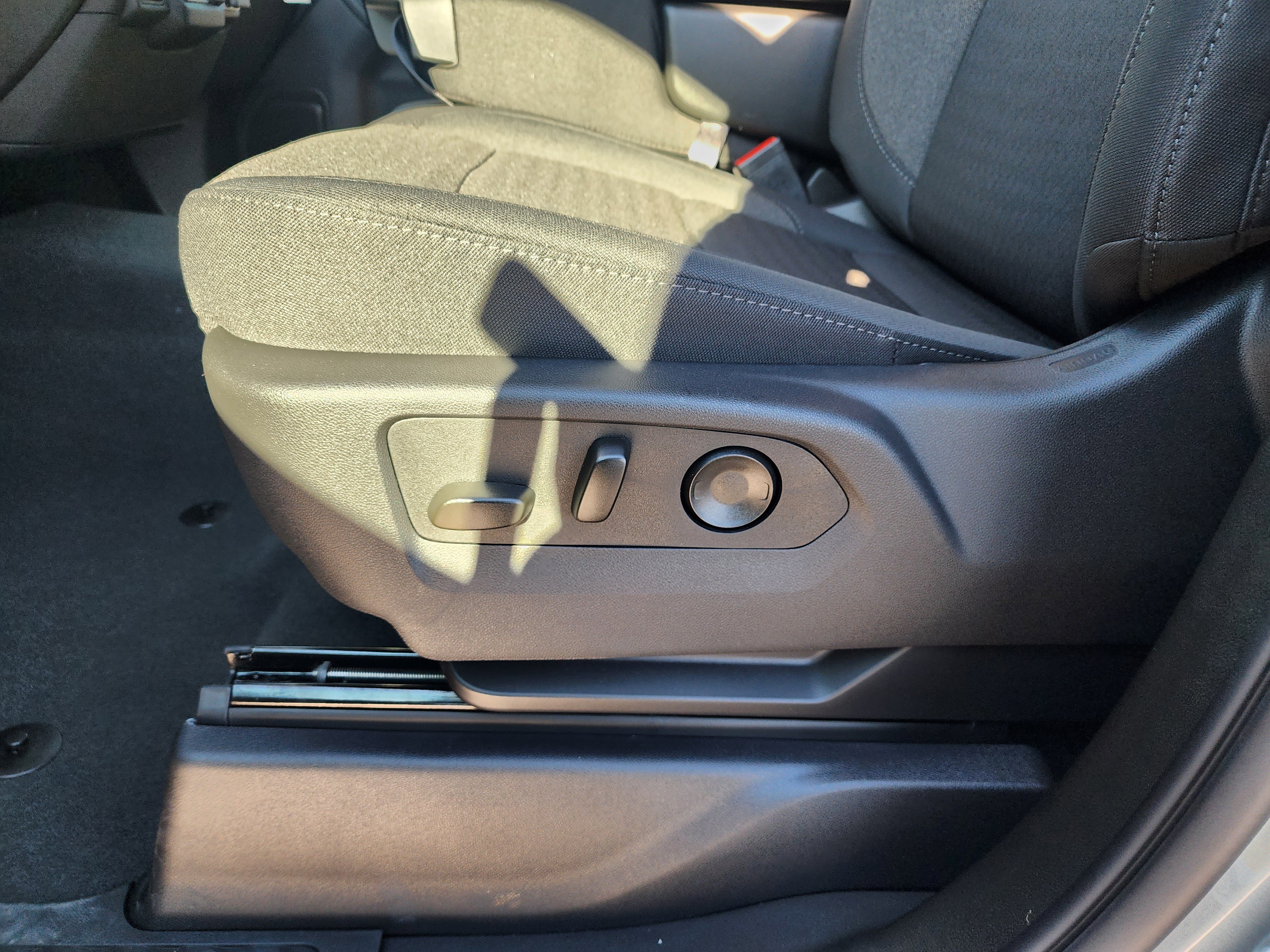 New 2026 Chevrolet Silverado 1500 Custom w/ Turbomax Blackout Package image 26