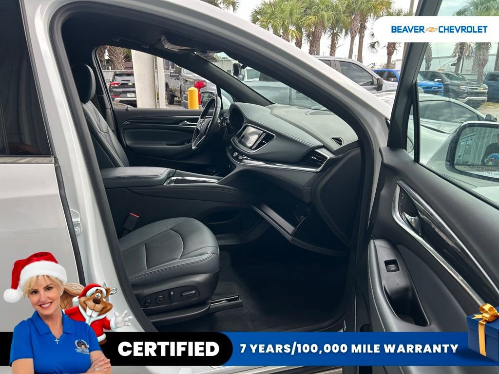 Used 2024 Buick Enclave Premium image 8