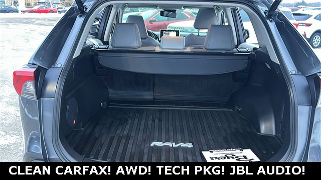Used 2019 Toyota RAV4 Limited image 28