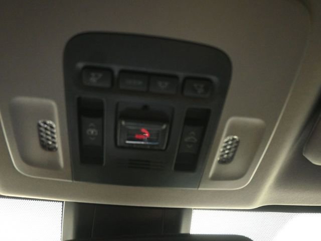 Used 2024 Toyota Camry XSE w/ Navigation Package image 17