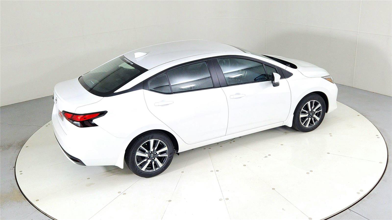 New 2025 Nissan Versa SV w/ Trunk Package image 40