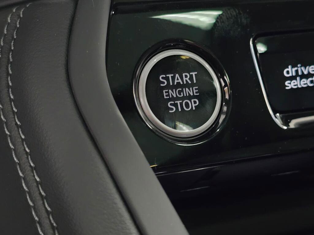 New 2025 Audi Q5 Premium Plus image 24