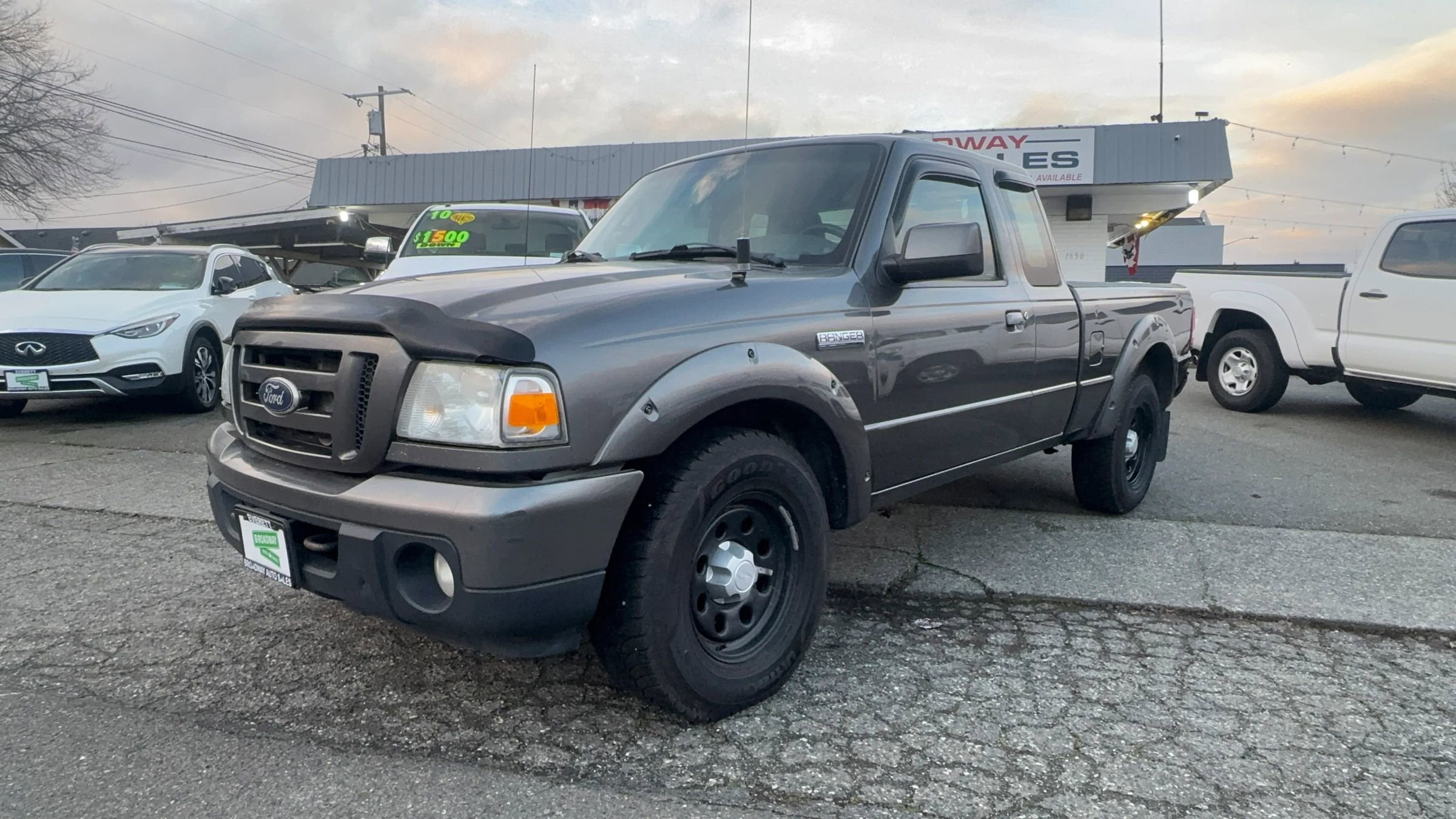 Used 2010 Ford Ranger XLT image 1