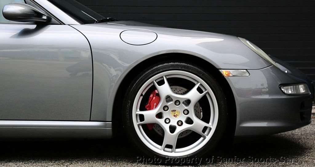 Used 2005 Porsche 911 Carrera S RWD image 16