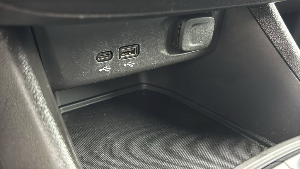 Used 2025 Buick Envista Preferred FWD image 21