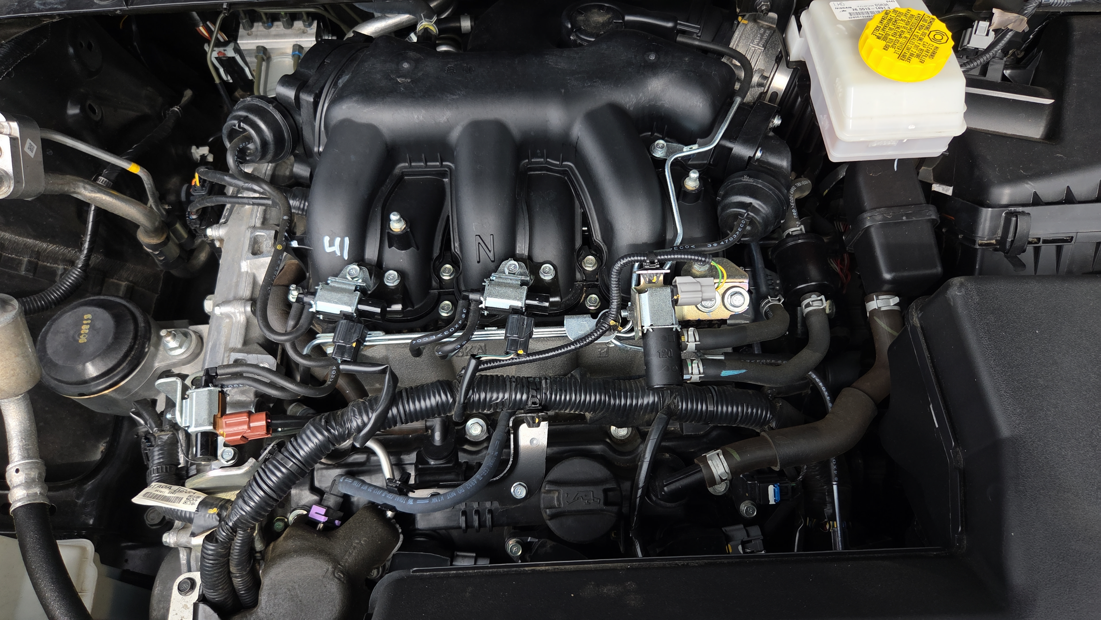 Used 2025 Nissan Pathfinder SL AWD/4WD image 23