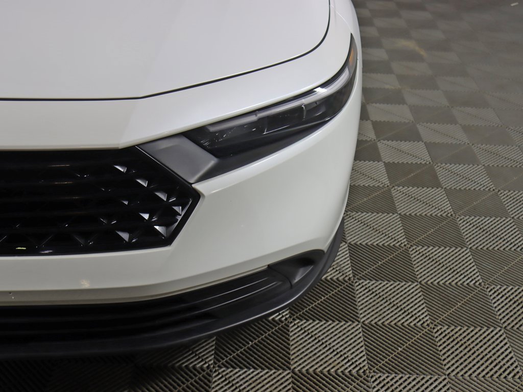 Used 2025 Honda Accord LX image 11