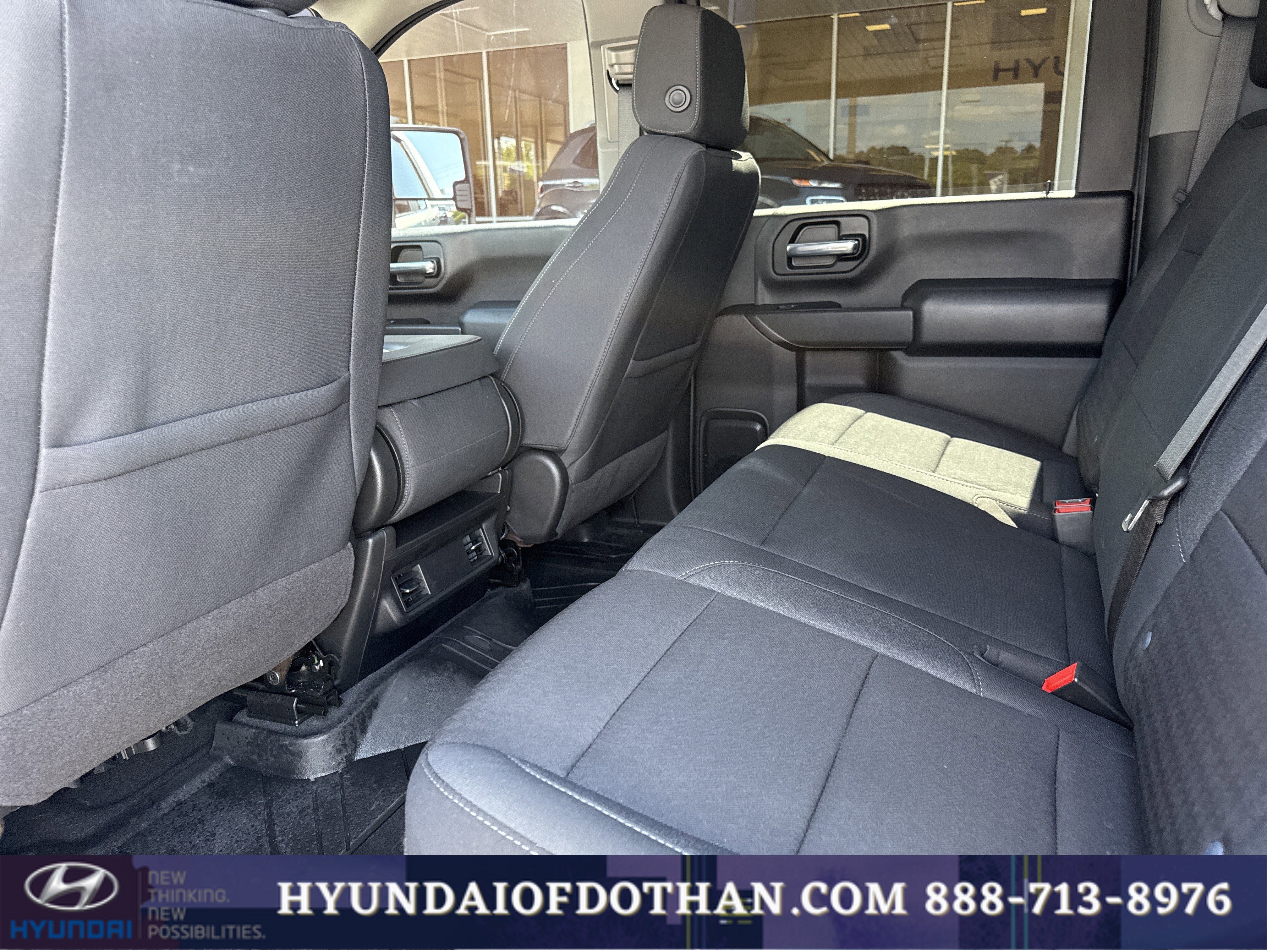 Used 2024 Chevrolet Silverado 2500 Custom w/ Custom Convenience Package image 12